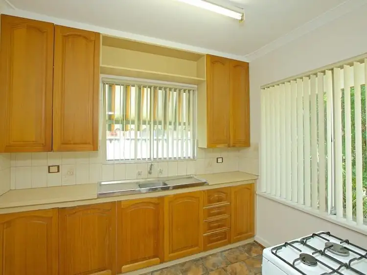 Fifth view of Homely house listing, 10 RAMSDEN WAY, Morley WA 6062