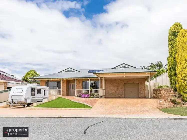 5 Canis Court, Kingsley WA 6026