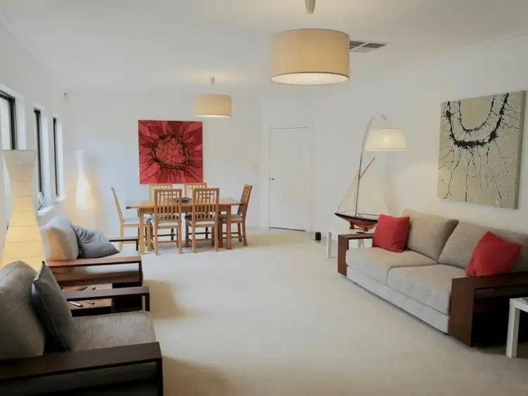 Sixth view of Homely house listing, 2/101 Bindaring Parade, Claremont WA 6010