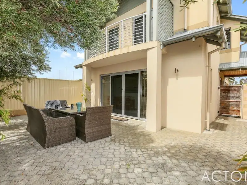 Main view of Homely townhouse listing, 4/4 Stewart Street, Mandurah WA 6210