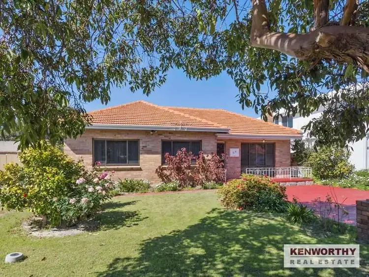 54a Kennedy Street, Alfred Cove WA 6154
