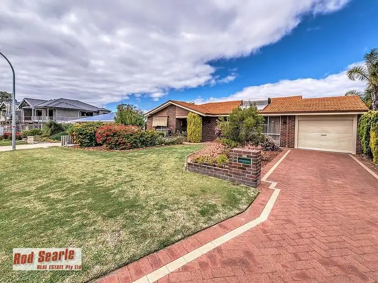 6 Greenwich Court, Kingsley WA 6026