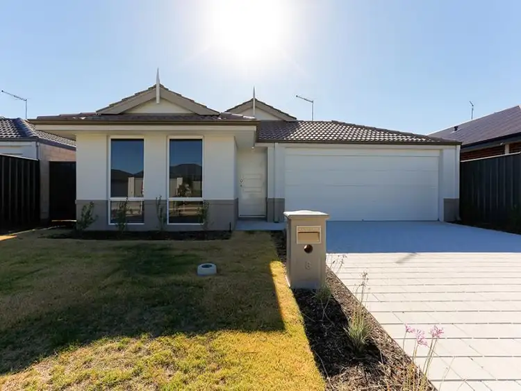 8 Mebbin Grove, Yanchep WA 6035