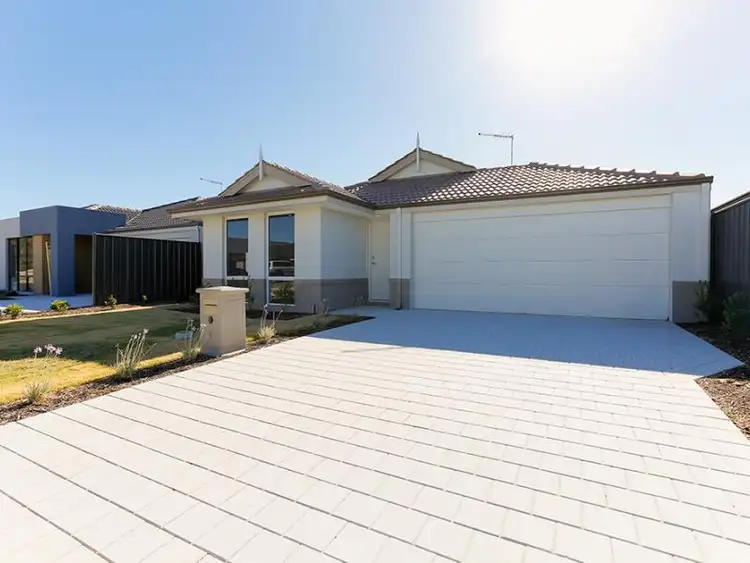 Third view of Homely house listing, 8 Mebbin Grove, Yanchep WA 6035