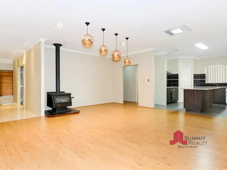 Fourth view of Homely house listing, 3 Wagtail Way, Collie WA 6225
