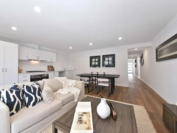 8 Velvetene Road, Byford WA 6122