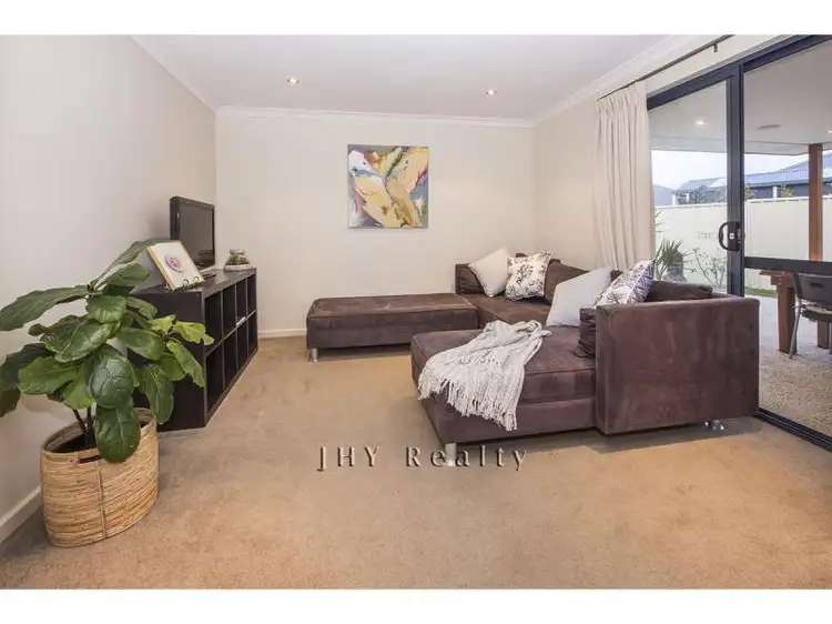 Fifth view of Homely house listing, 4 Indooroopilly Crescent, Dunsborough WA 6281