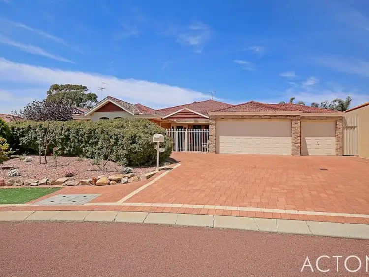 11 The Ridge, Halls Head WA 6210