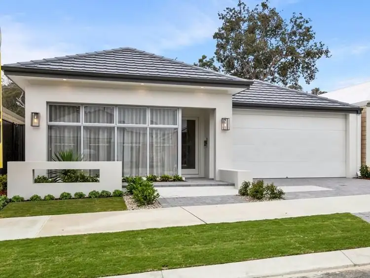 5 Gooljak Rise, Lakelands WA 6180