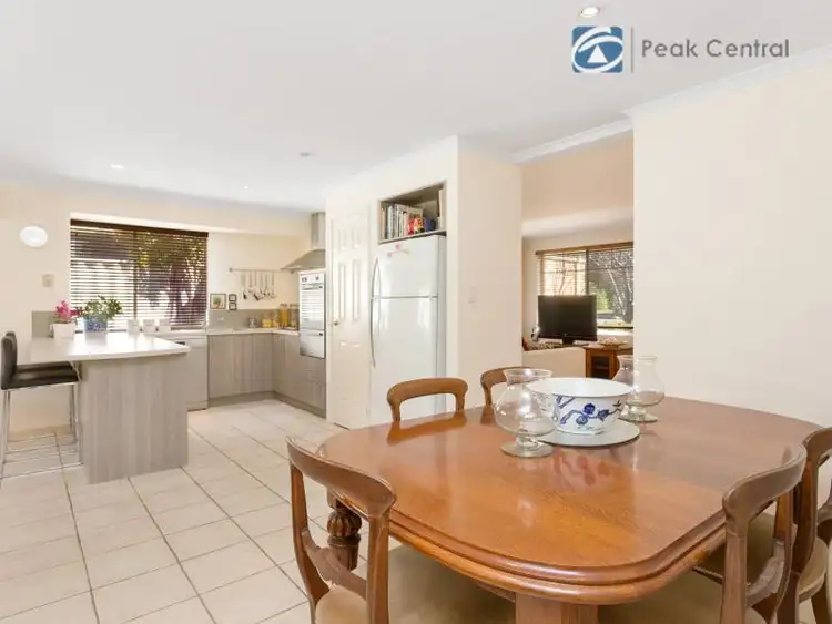 86A Kitchener Road, Alfred Cove WA 6154