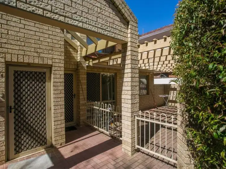 Fifth view of Homely apartment listing, 2/64 Broadway, Nedlands WA 6009