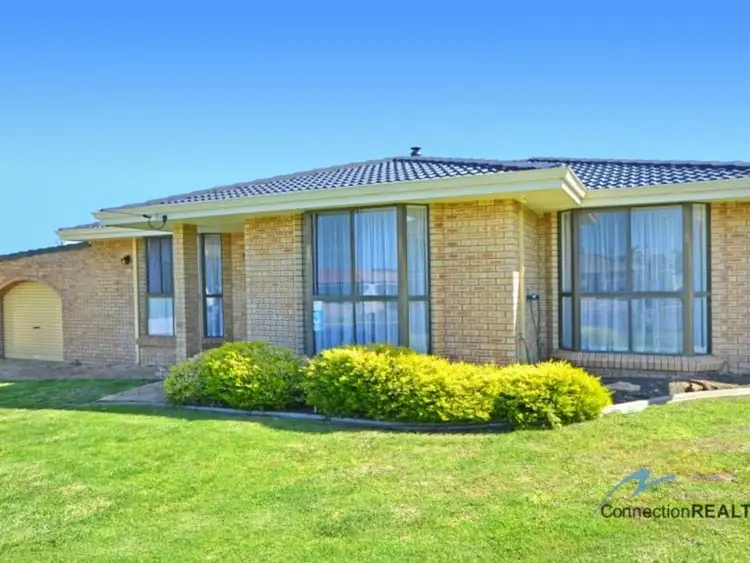 1 Yew Court, Mckail WA 6330