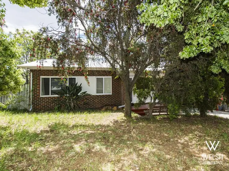 19 Peacock Street, Cloverdale WA 6105