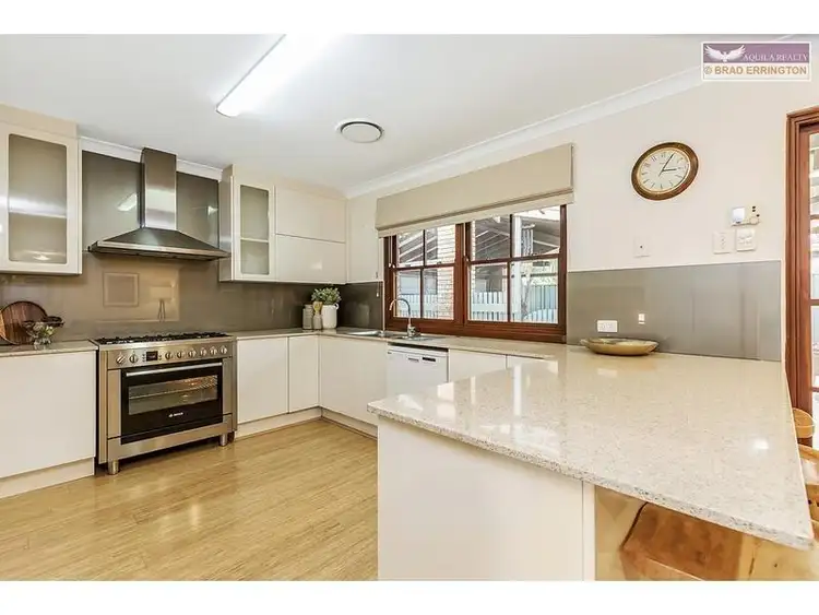 4 Melville Court, Helena Valley WA 6056