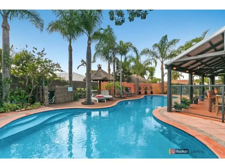 25 Sellen Court, Leeming WA 6149