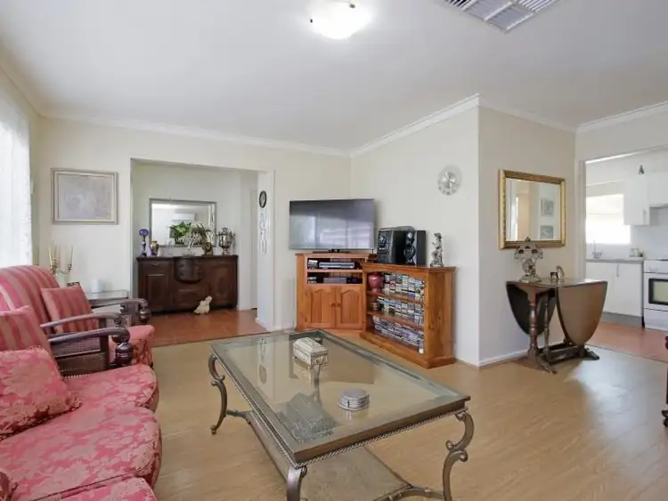 Fourth view of Homely house listing, 10 Farringdon Way, Huntingdale WA 6110
