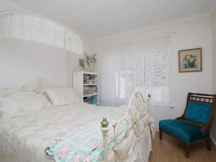 Seventh view of Homely house listing, 10 Farringdon Way, Huntingdale WA 6110