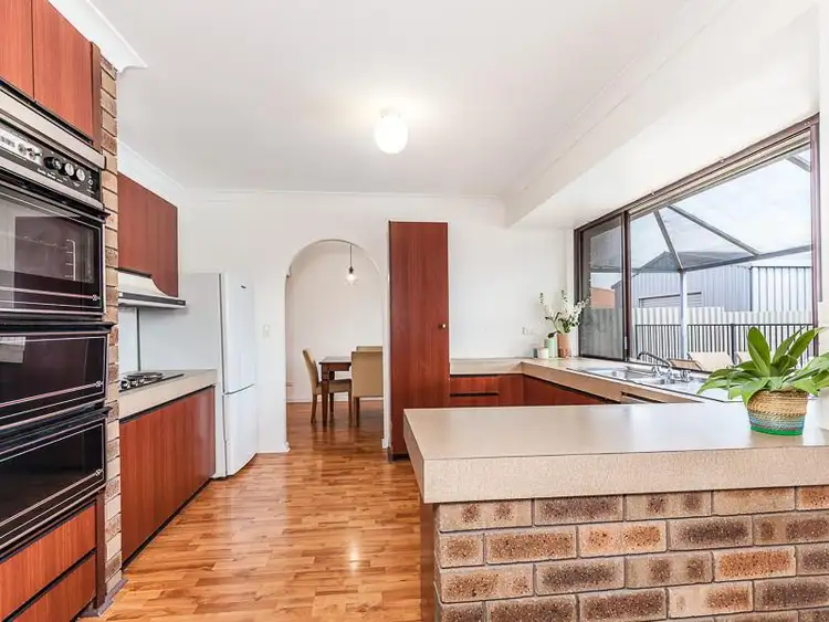 Seventh view of Homely house listing, 8 Catenary Court, Mullaloo WA 6027