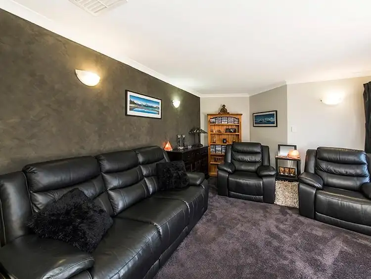 Third view of Homely house listing, 6 Wiluna Court, Gosnells WA 6110