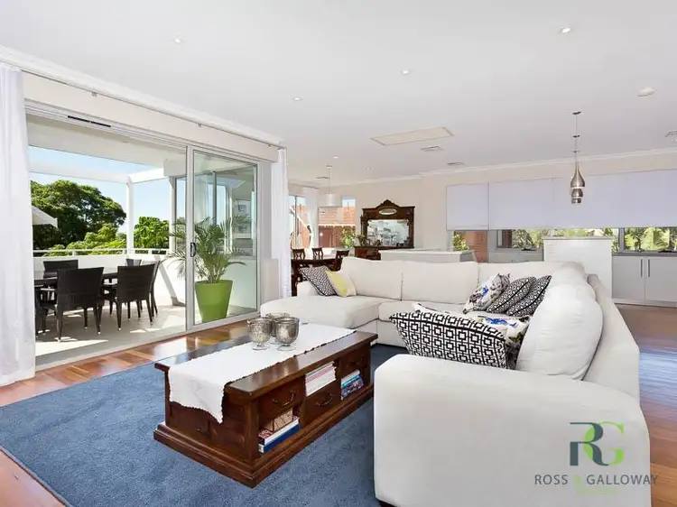 8/36 Swan Road, Attadale WA 6156