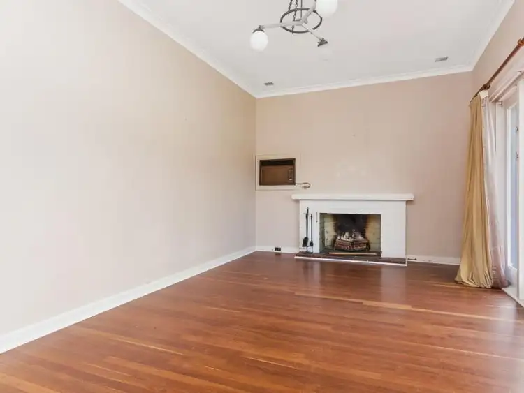 Fifth view of Homely house listing, 15 Buzza Street, St James WA 6102