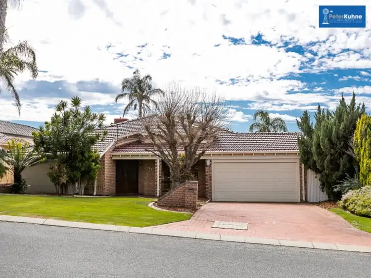 37 Firwood Trail, Woodvale WA 6026