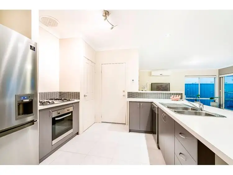 Sixth view of Homely house listing, 4/10 Bluestone Loop, Piara Waters WA 6112