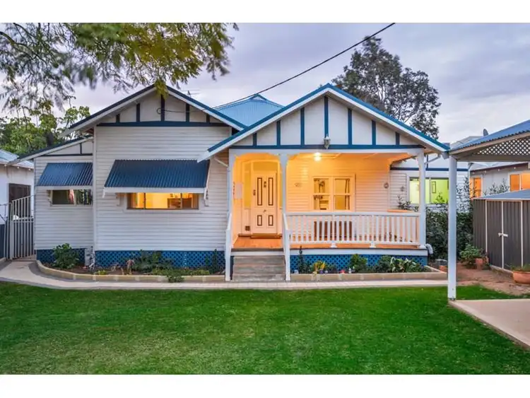 22 Hare Street, Lamington WA 6430