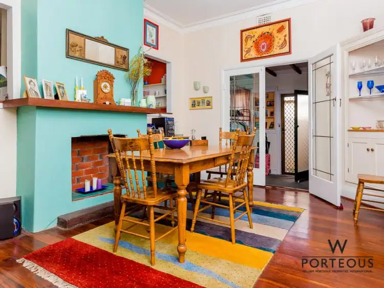 54 Rome Road, Melville WA 6156