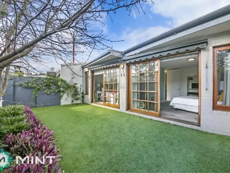 6 Freshwater Close, Claremont WA 6010