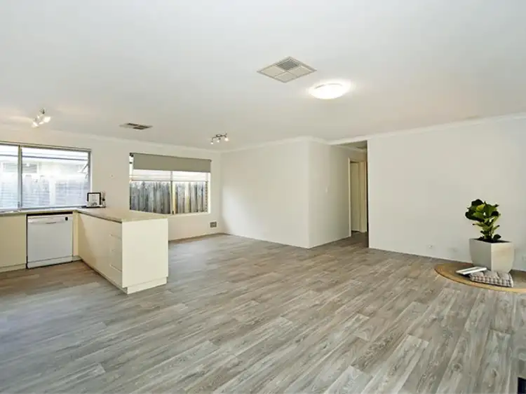 17 Withnell Drive, Ellenbrook WA 6069