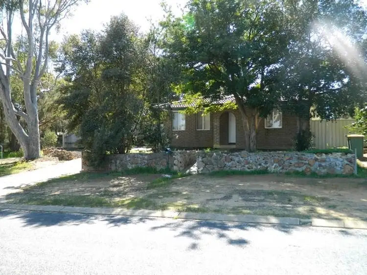 19 Jubilee Road, Forrestfield WA 6058