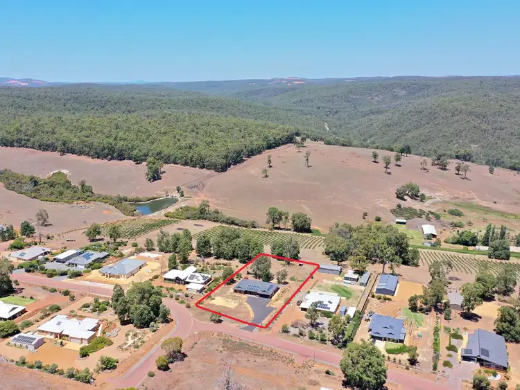 1 Honeybush Vista, Jarrahdale WA 6124