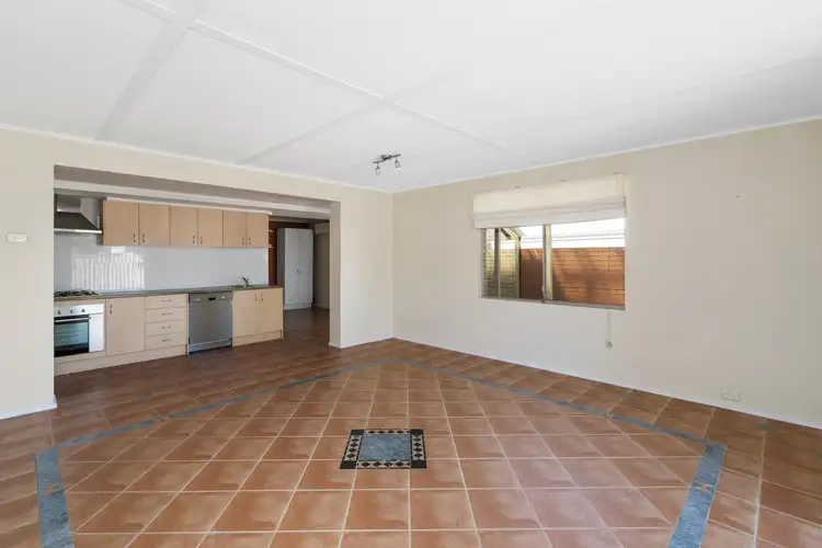 Fifth view of Homely house listing, 16 Mandora Way, Riverton WA 6148