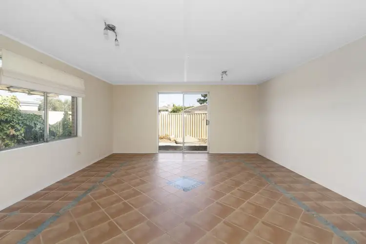 Sixth view of Homely house listing, 16 Mandora Way, Riverton WA 6148
