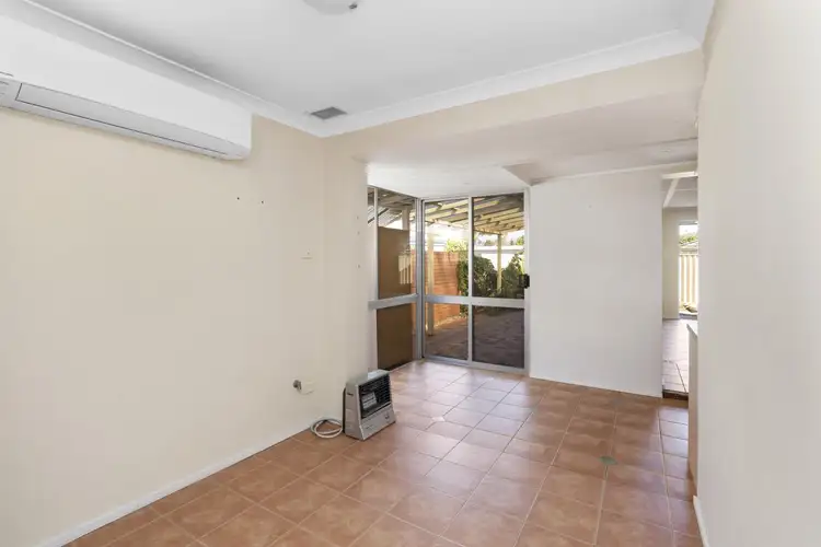 Seventh view of Homely house listing, 16 Mandora Way, Riverton WA 6148