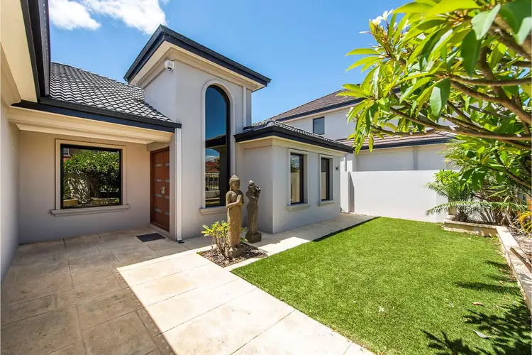 Second view of Homely house listing, 19 BENCUBBIN CRESENT, Dianella WA 6059
