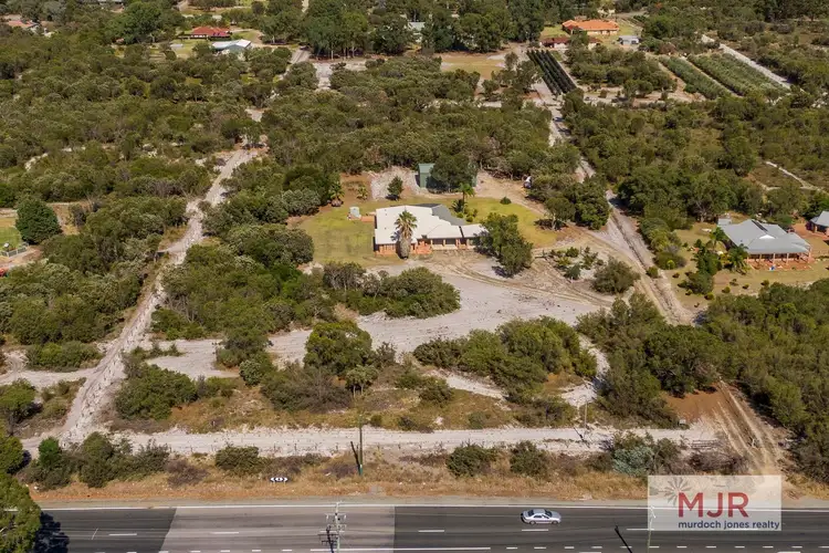 816 Nicholson Road, Oakford WA 6121