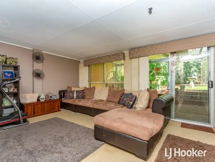 Sixth view of Homely house listing, 31 Cortis Way, Langford WA 6147