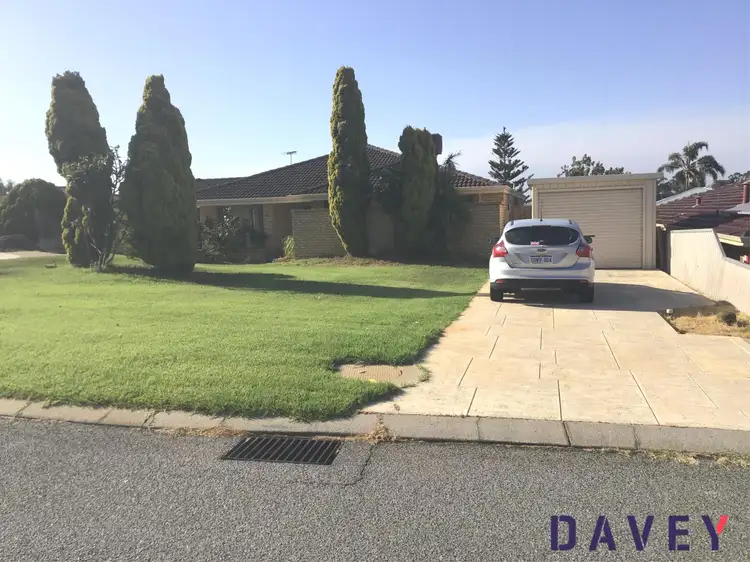 4 Ursa Place, Kingsley WA 6026