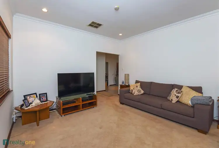 Fifth view of Homely house listing, 3 Sumreal Close, Swan View WA 6056