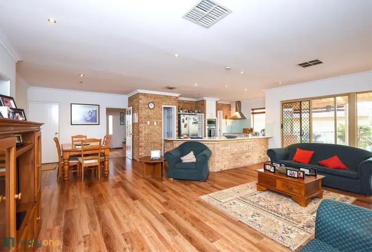 Seventh view of Homely house listing, 3 Sumreal Close, Swan View WA 6056