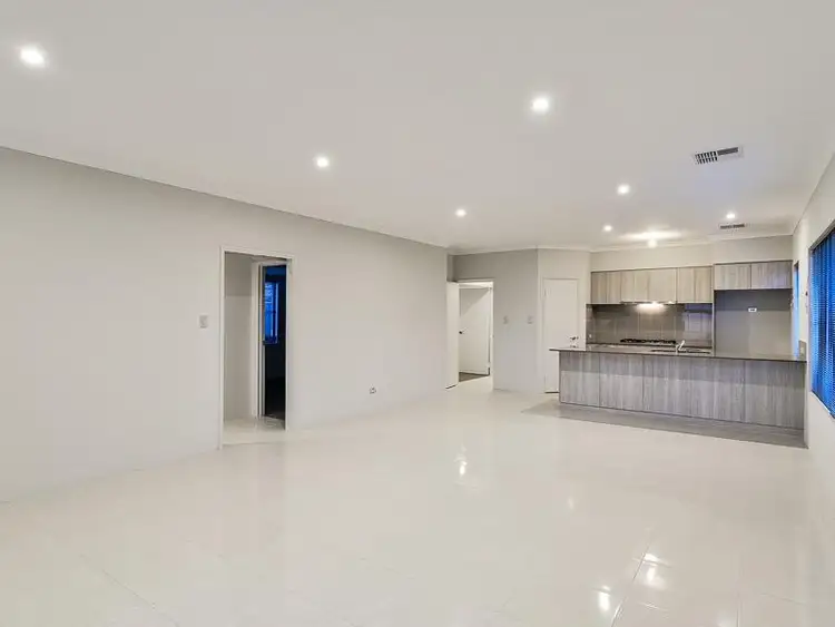 Fifth view of Homely house listing, 16 Orleans Vista, Wellard WA 6170