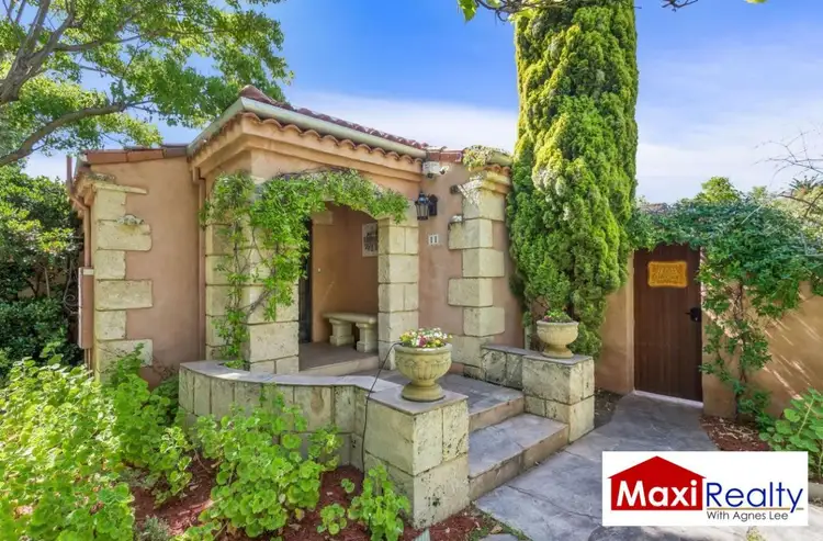 11 Third Avenue, Applecross WA 6153
