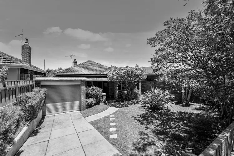 7 Tasman Street, Mount Hawthorn WA 6016