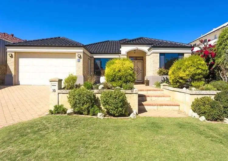 30 Santa Monica Parade, Iluka WA 6028