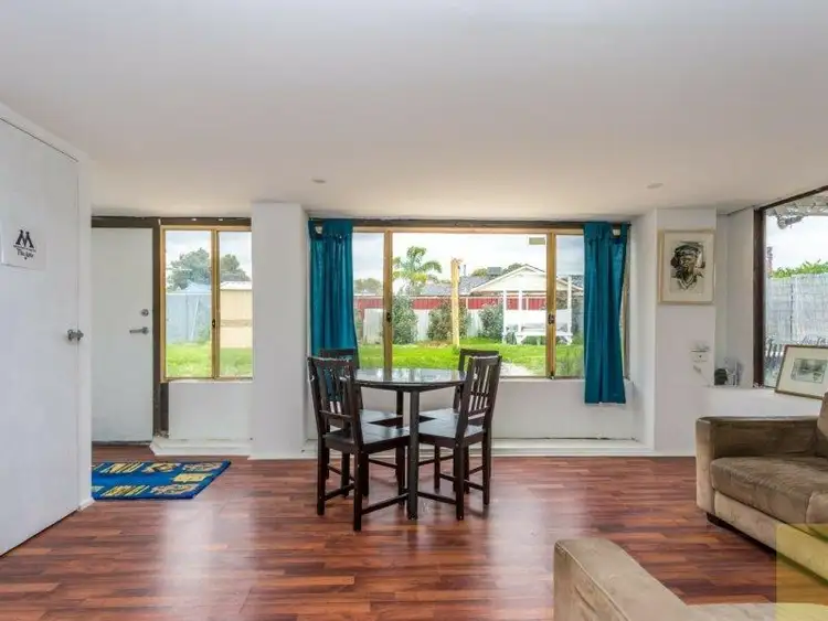 Fourth view of Homely house listing, 6 Kari Court, Camillo WA 6111