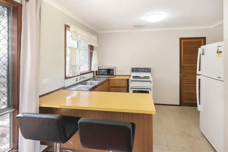 17 Lake View Crescent, Prevelly WA 6285