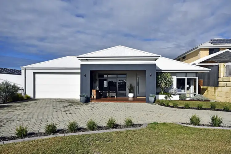 18 Marengo Close, Aveley WA 6069