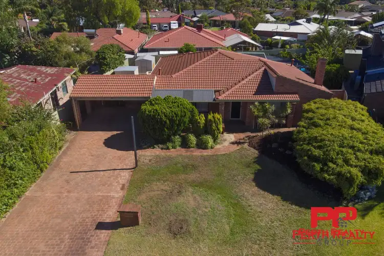 Second view of Homely house listing, 41 Chessington Way, Kingsley WA 6026